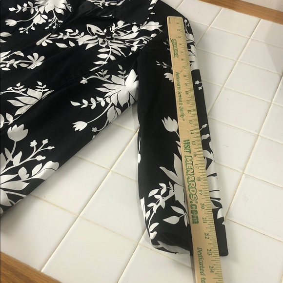 Susan Graver womens 1X Floral Jacket Zip up pockets lined - Picture 8 of 10